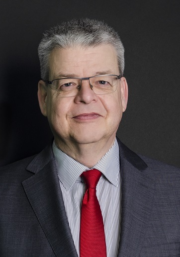Dr. Steffen Lang leitet den Bereich Dienstleistung bei Gühring