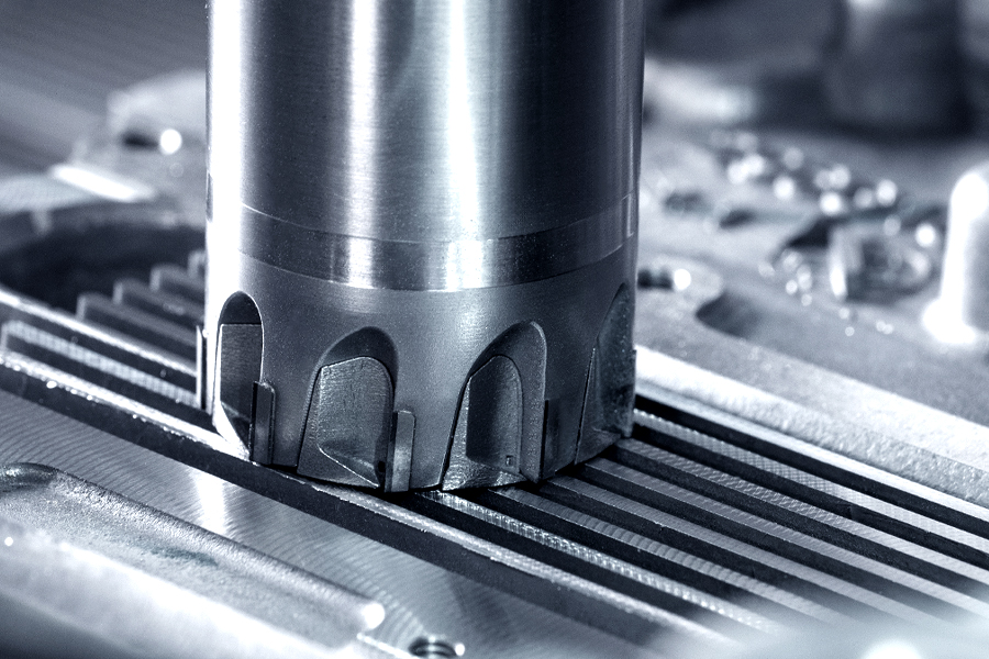 shows a milling head, which is part of a machine tool for metalworking