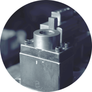 Recording of a cold forging tool in an industrial environment