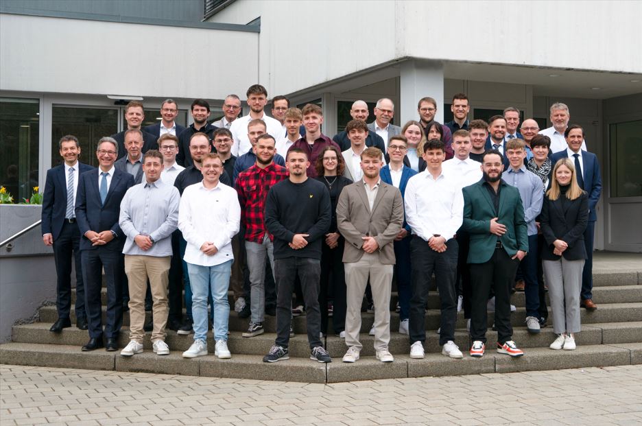 Auszubildende und Studierende von Gühring