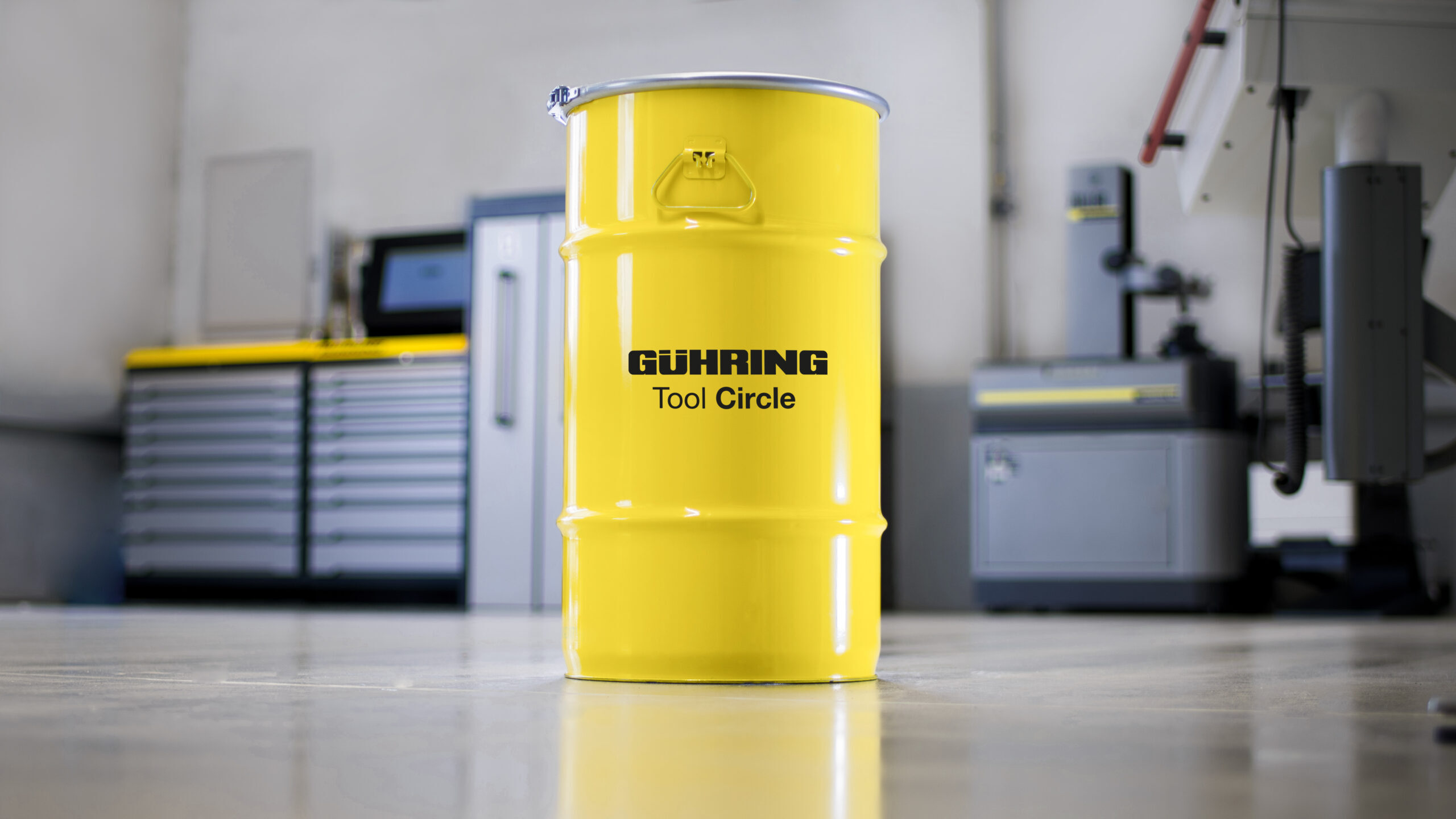 Ein Recycling-Fass von Gühring in der Fertigung